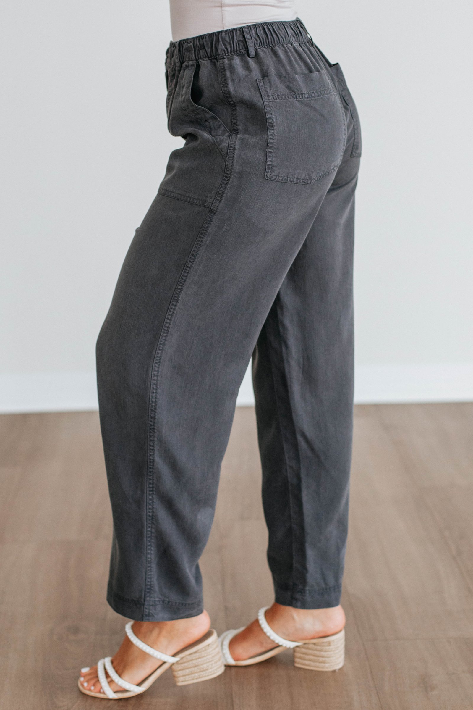 Evryn Wide Leg Pants - Image 16